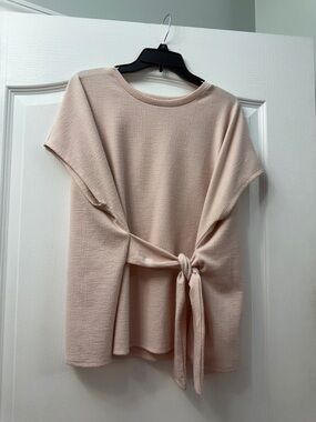 Express Blush Tie-Front Short Sleeve Tunic
